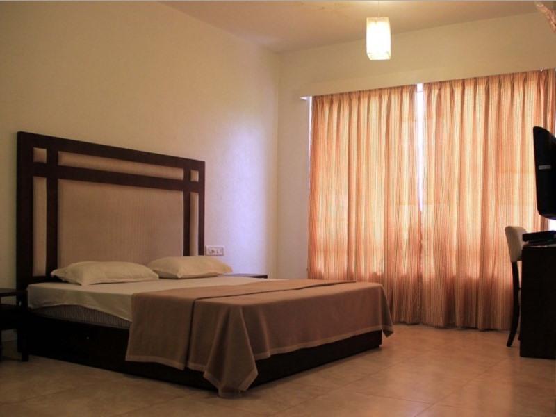 Dew Drops Boutique Retreat Hotel Igatpuri Exterior photo